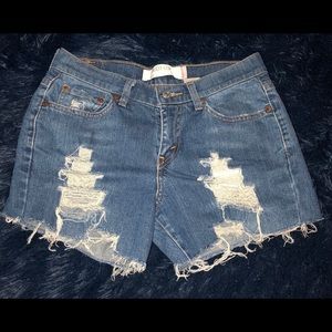 Levi’s cut off Jean shorts